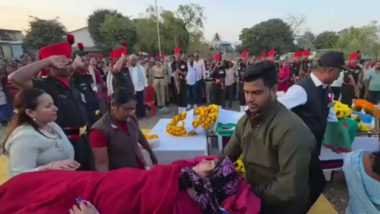 सातारा में सैनिक प्रमोद जाधव की दुखद कहानी: जीवन और मृत्यु का संघर्ष