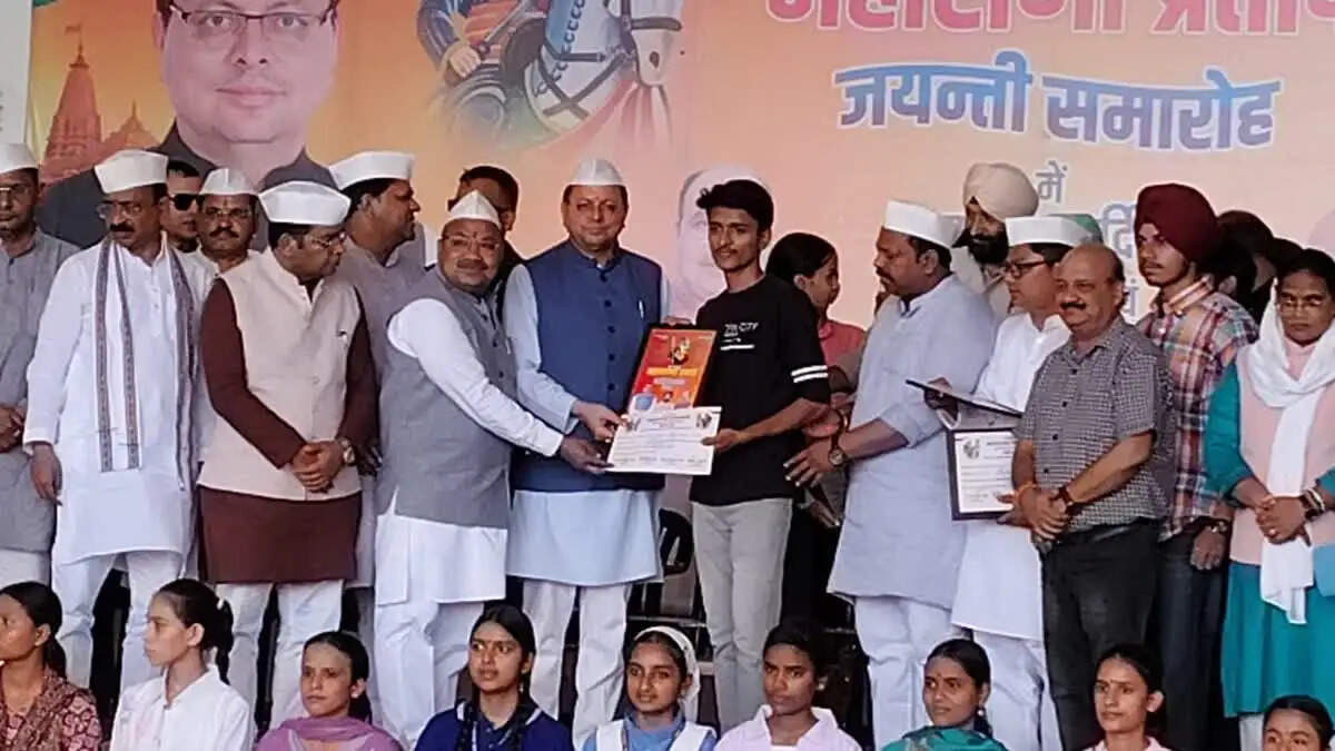 सीएम धामी का नानकमत्ता दौरा: संस्कृति की रक्षा का संकल्प