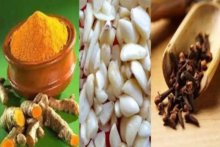 प्राकृतिक उपचार: लहसुन, हल्दी और लौंग के स्वास्थ्य लाभ