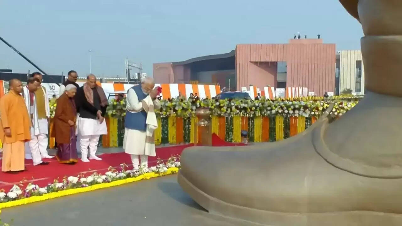प्रधानमंत्री मोदी ने लखनऊ में राष्ट्र प्रेरणा स्थल का उद्घाटन किया