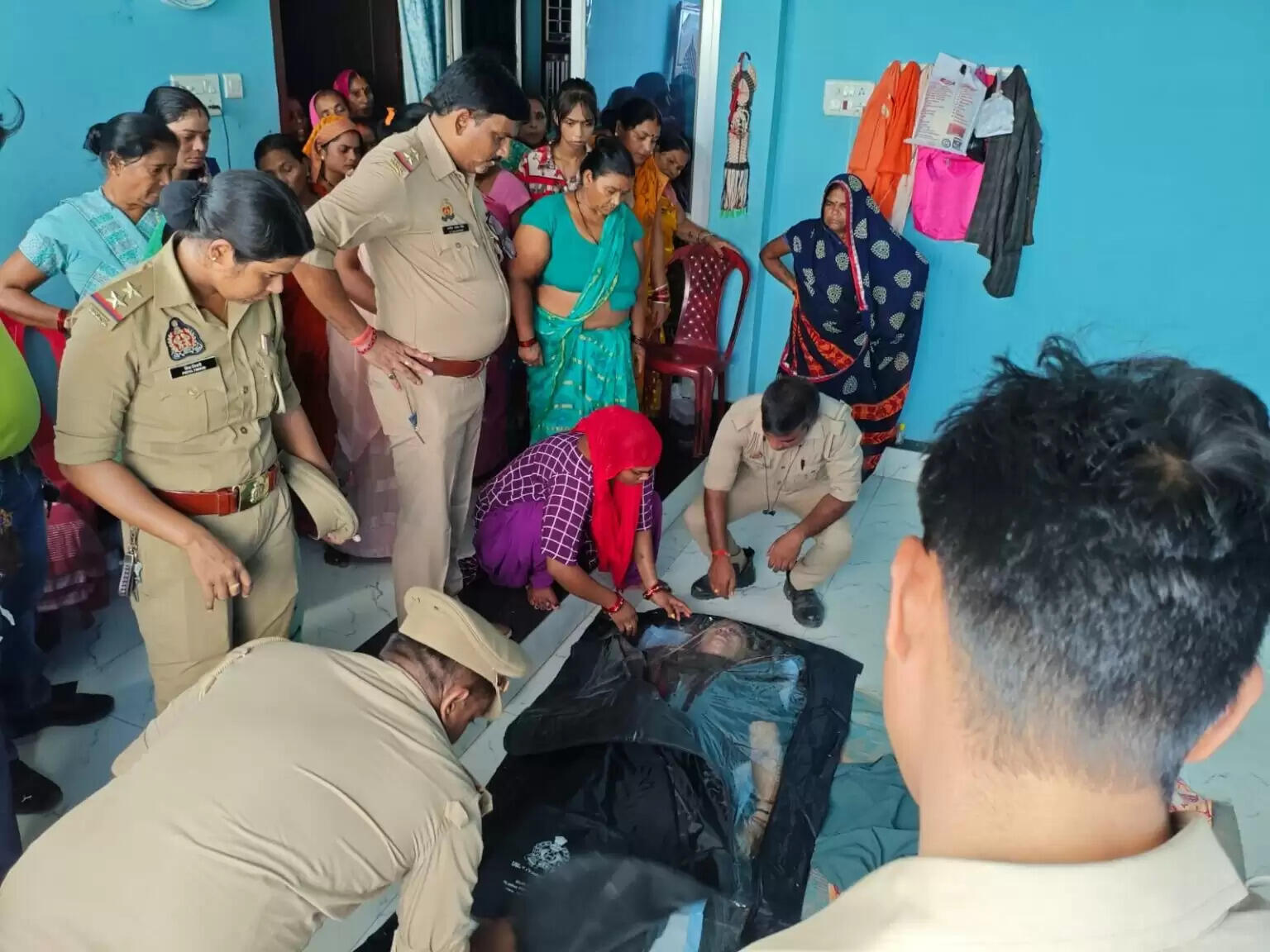 सोनौली में संदिग्ध परिस्थितियों में महिला की मौत, पोस्टमार्टम रिपोर्ट का इंतजार
