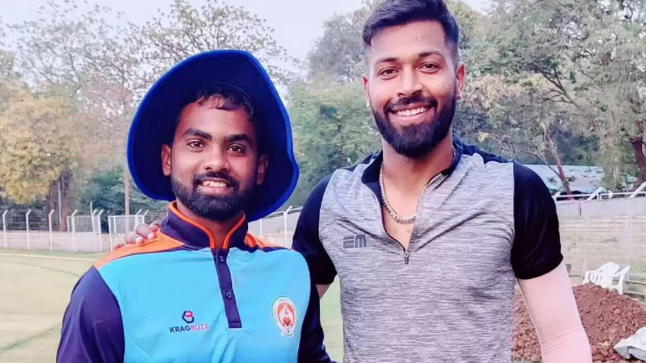 अमित पासी का टी20 डेब्यू: रिकॉर्ड तोड़ शतक से क्रिकेट जगत में हलचल