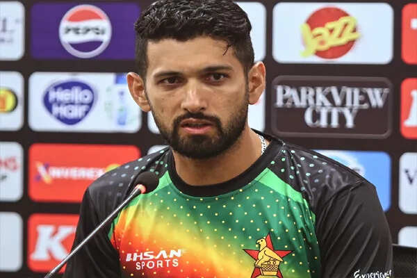 जिम्बाब्वे के कप्तान ने पाकिस्तानी पत्रकार को दिया करारा जवाब, वीडियो हुआ वायरल