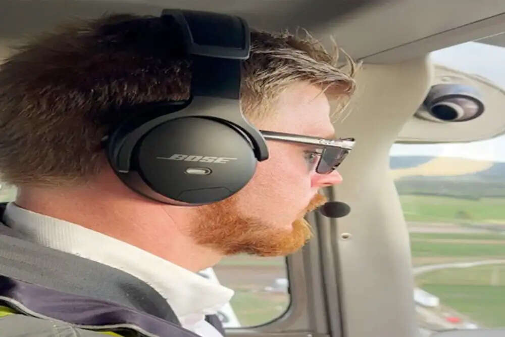 ग्लेन फिलिप्स ने पायलट बनने की ओर बढ़ाया कदम, क्रिकेट के साथ नई ऊंचाइयों की ओर