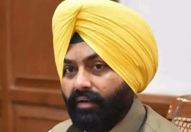 पंजाब में पूर्व मंत्री लालजीत भुल्लर की गिरफ्तारी से मचा राजनीतिक हंगामा