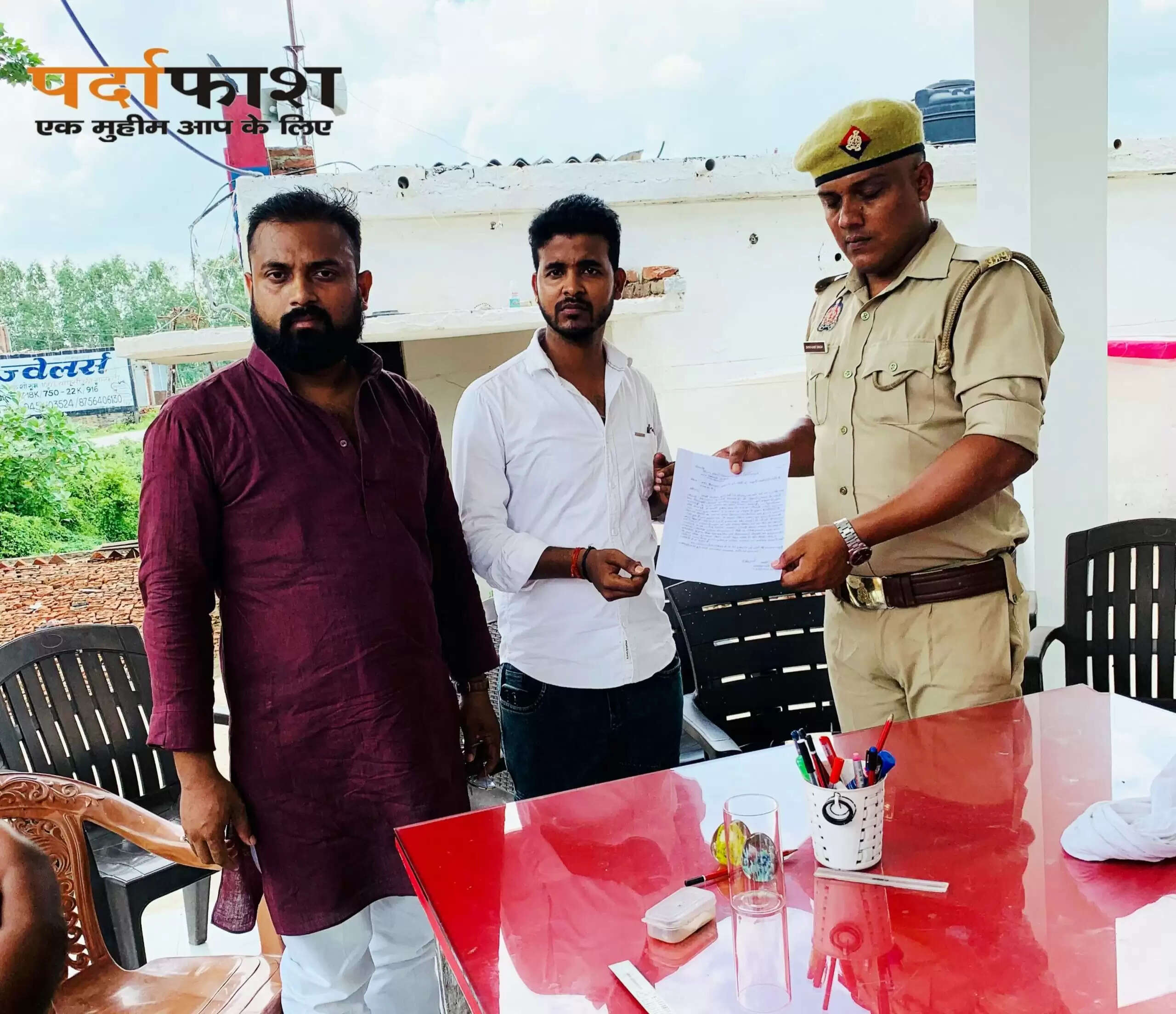 सोनौली में स्वर्ण आभूषण की दुकान में चोरी, व्यापारियों में दहशत