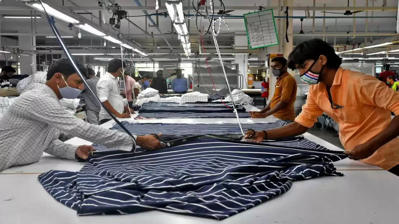 भारतीय परिधान निर्यातकों की चिंता: अमेरिका द्वारा 25% टैरिफ का प्रभाव