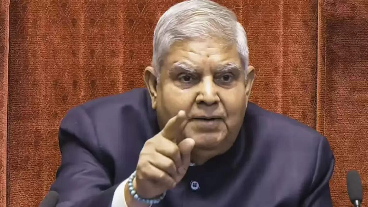 उपराष्ट्रपति जगदीप धनखड़ के इस्तीफे पर विपक्ष की प्रतिक्रिया