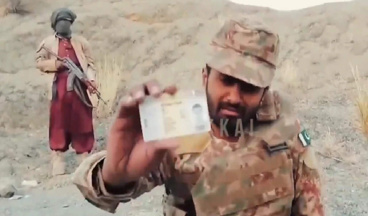 बीएलए द्वारा पाकिस्तानी सैनिकों का अपहरण: वीडियो में दिखी हताशा