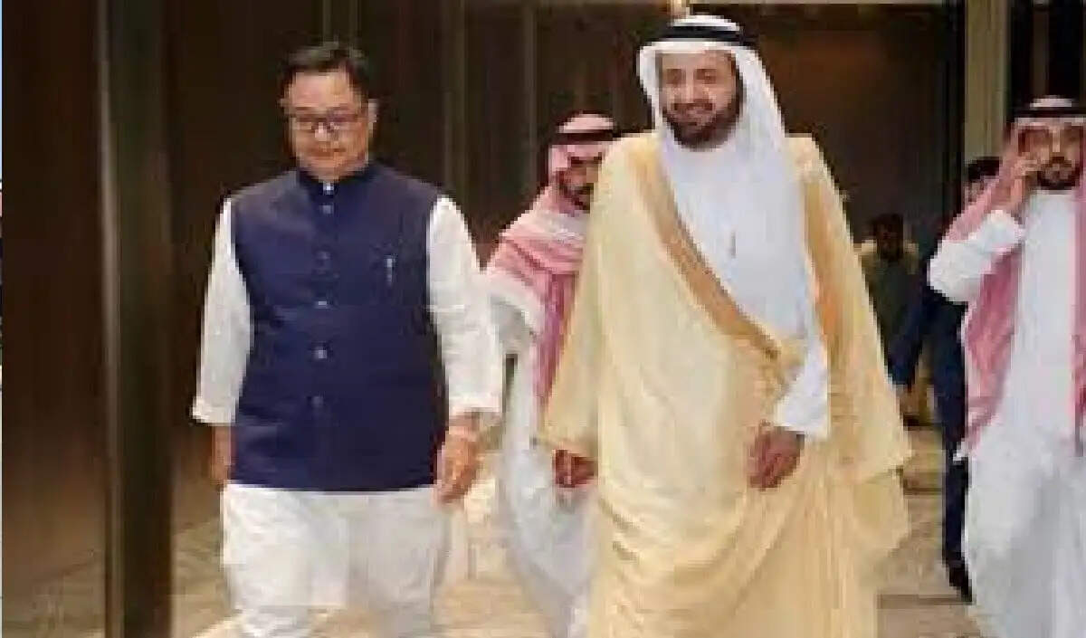 सऊदी अरब में हज 2026 के लिए नए नियम और उमराह वीज़ा की जानकारी