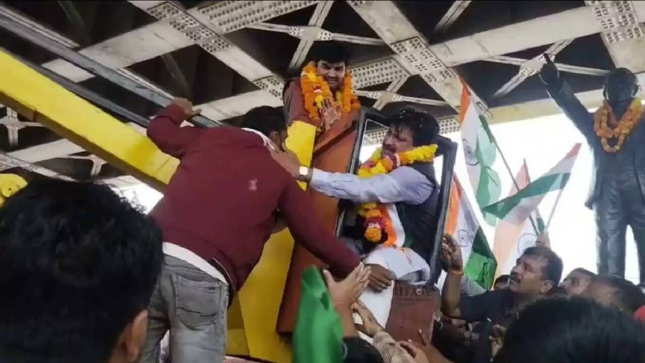 सतना में सांसद गणेश सिंह का विवादास्पद थप्पड़ कांड वायरल