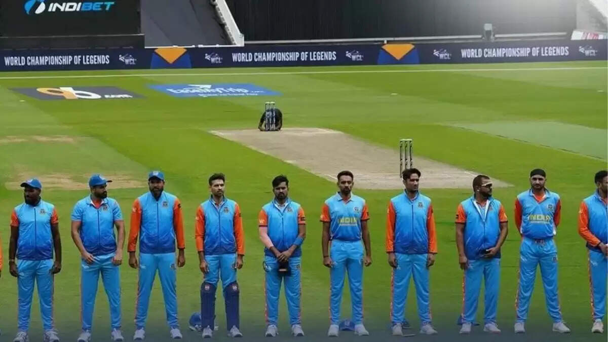 भारत की नई 16 सदस्यीय टीम का ऐलान, युवराज और सुरेश रैना शामिल