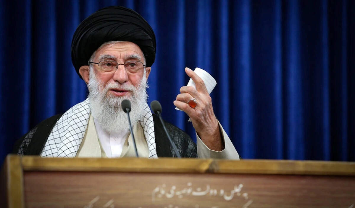 ईरान के नेता खामेनेई की मौत: इज़राइल की गुप्त ऑपरेशन की कहानी