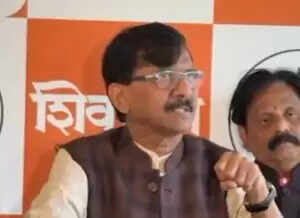 तमिलनाडु में भगदड़ हादसे पर राजनीतिक प्रतिक्रियाएं तेज़