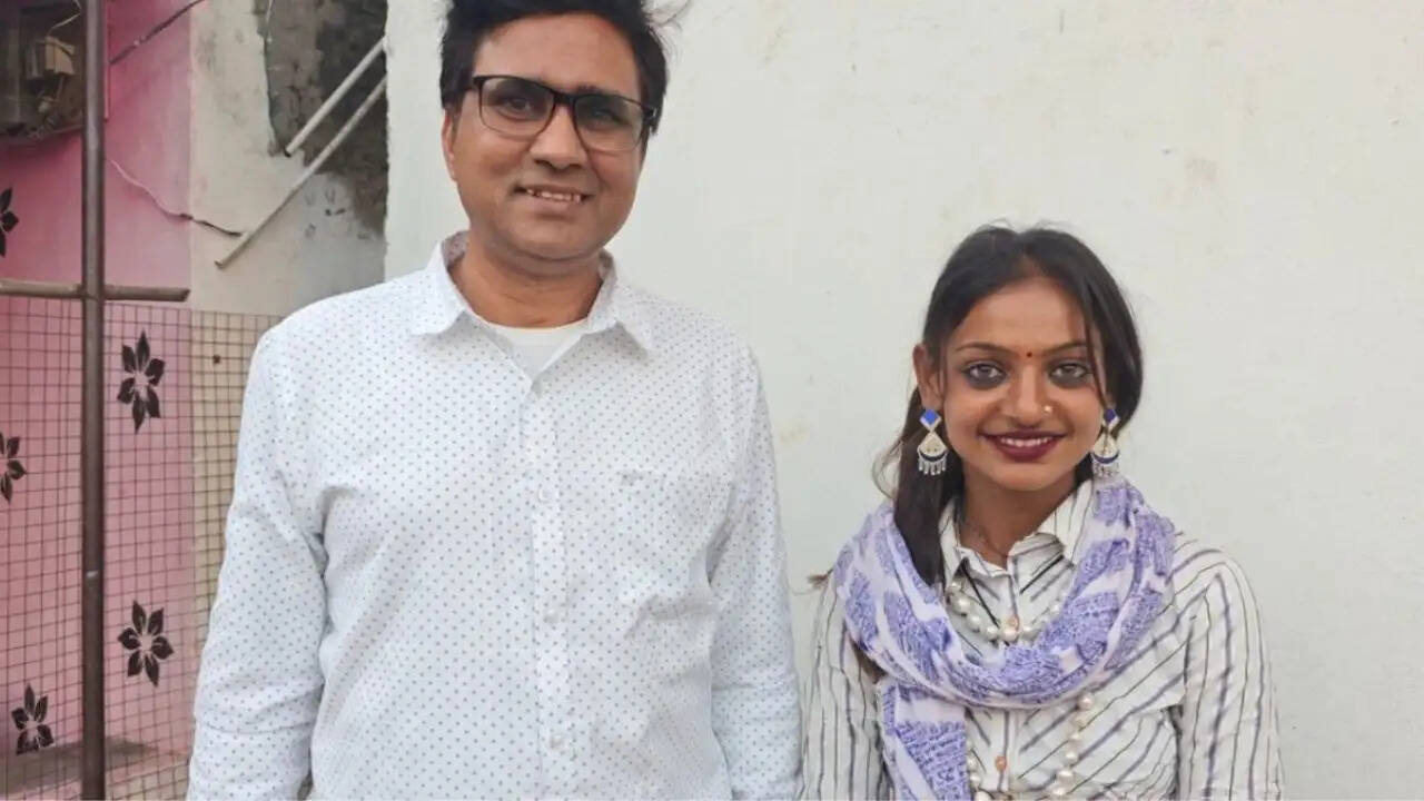 मोनालिसा भोसले ने डायरेक्टर पर यौन उत्पीड़न का आरोप लगाया