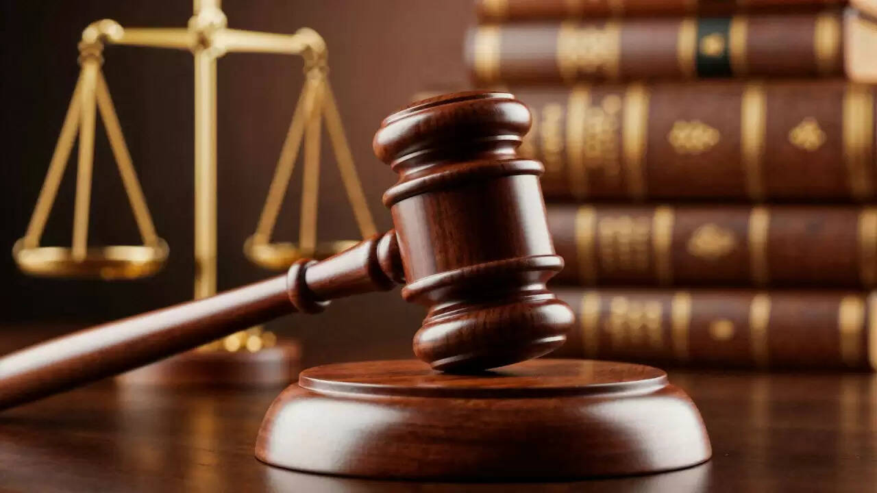 कनाडा में सिख युवक की कानूनी जीत से शपथ कानून में बदलाव