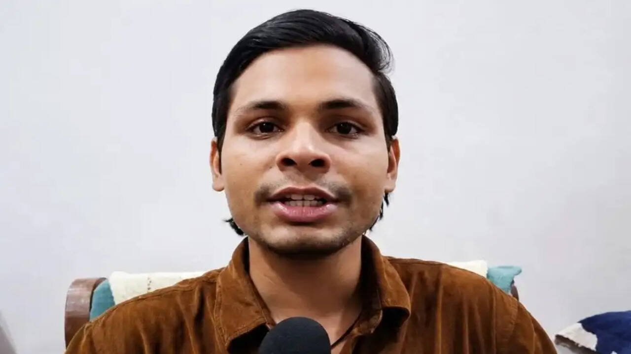 हिंदुत्व इन्फ्लुएंसर स्वतंत्र भारद्वाज को एक दिन की पुलिस हिरासत में भेजा गया