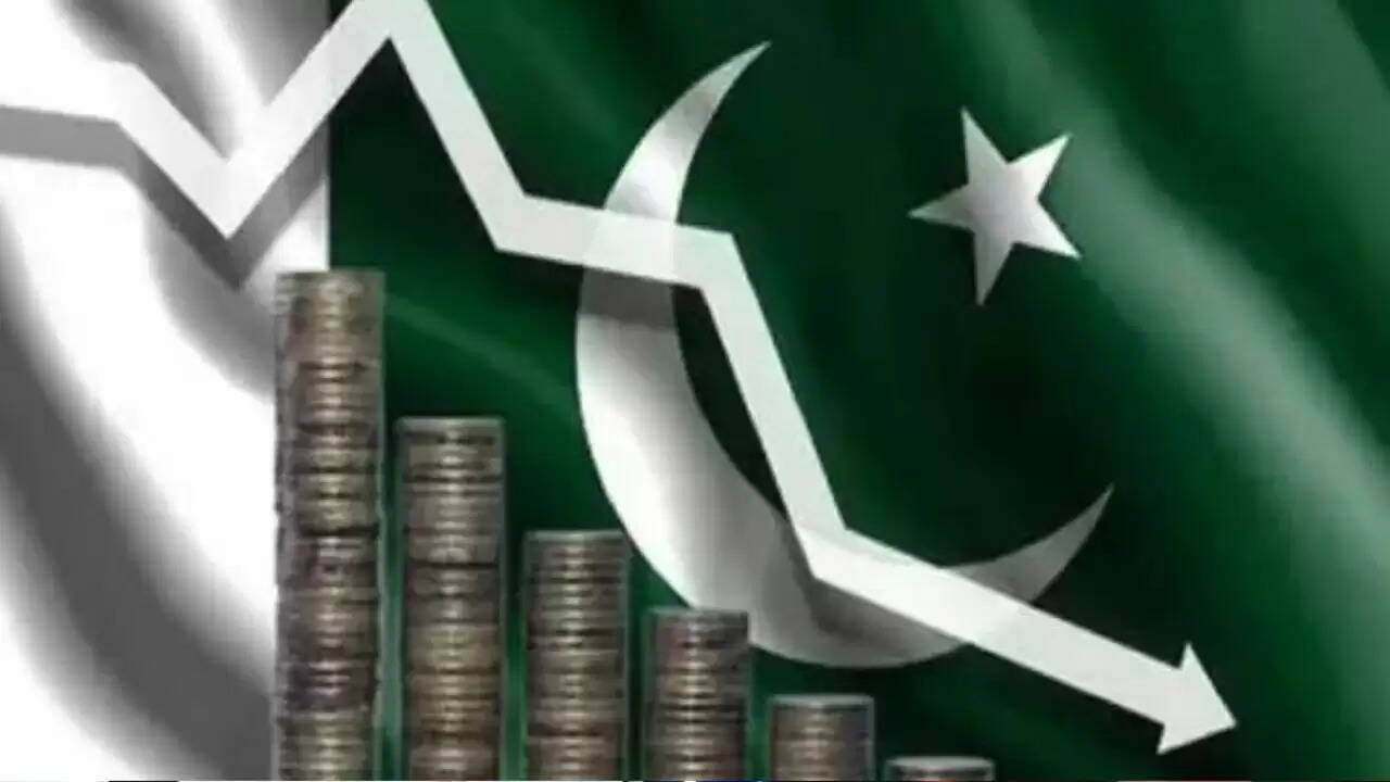 पाकिस्तान की आर्थिक स्थिति: 2024-25 के लिए सुधार की उम्मीदें