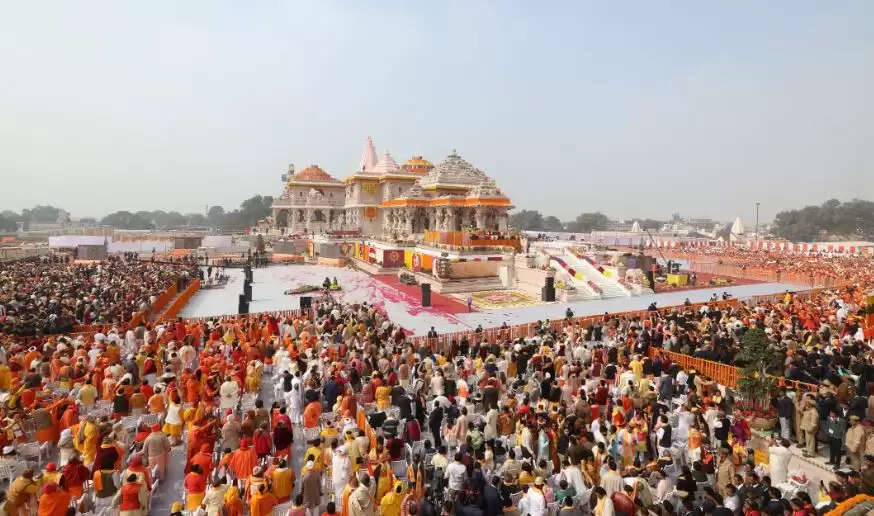राम मंदिर में वीआईपी दर्शन के लिए भक्तों की बढ़ती भीड़, ऑनलाइन बुकिंग पूरी