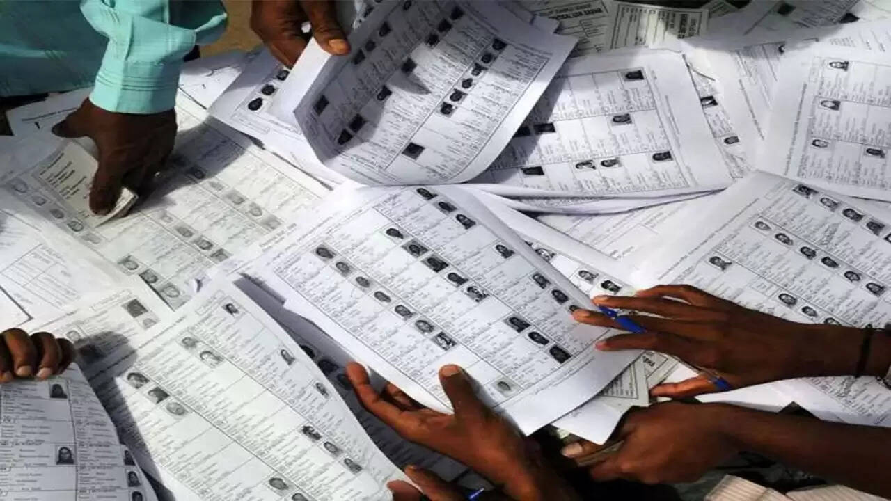 पश्चिम बंगाल और बिहार में चुनाव आयोग की नई मतदाता सूची प्रक्रिया: क्या है इसका महत्व?