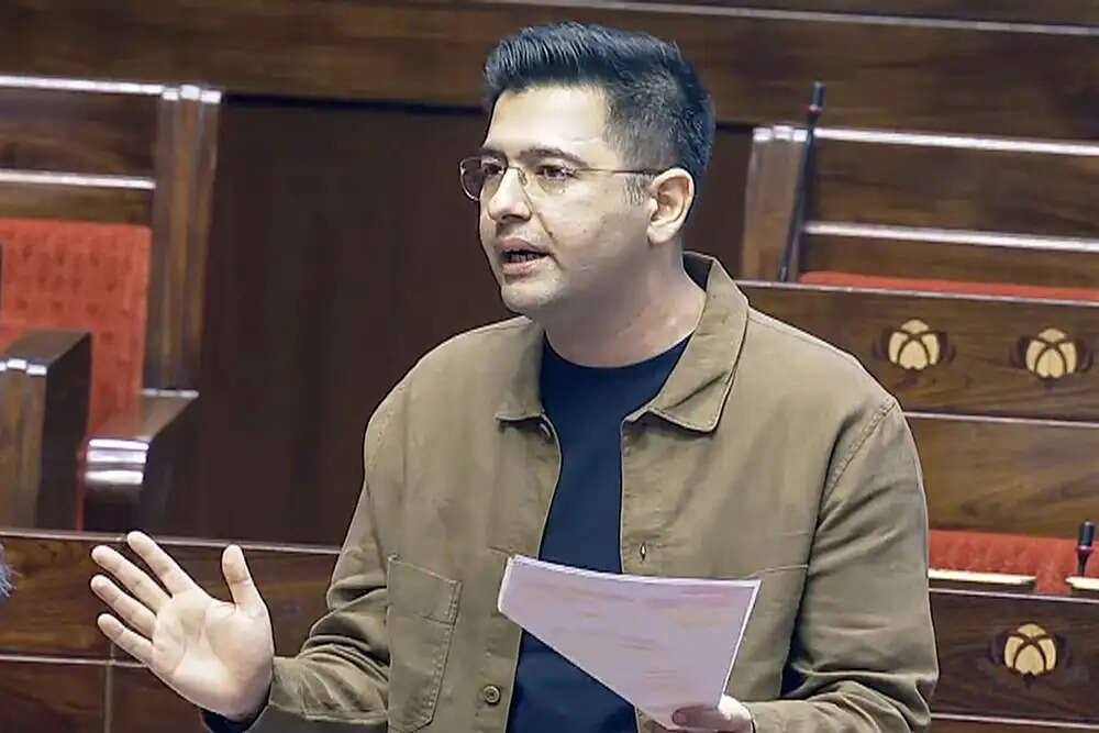 राज्यसभा में राघव चड्ढा ने मोबाइल डेटा उपयोग पर उठाया सवाल