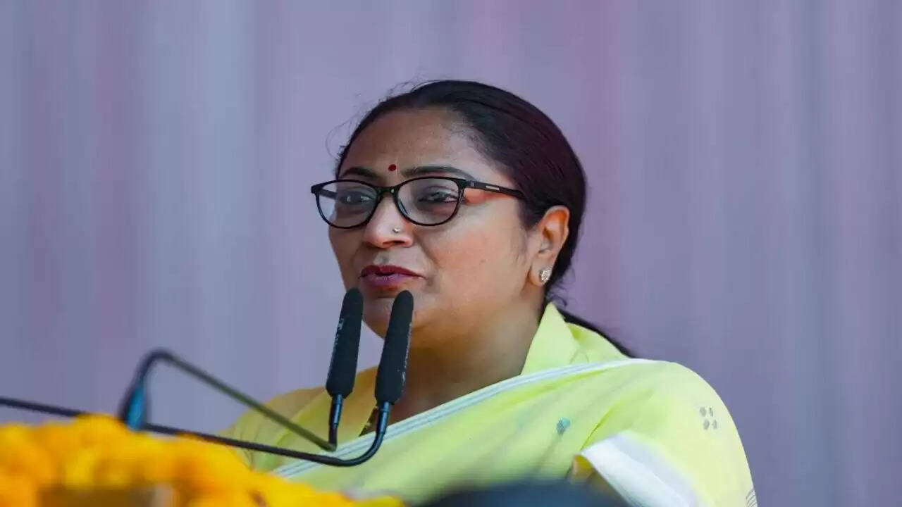 दिल्ली की मुख्यमंत्री रेखा गुप्ता को मिली जान से मारने की धमकी, सुरक्षा बढ़ाई गई