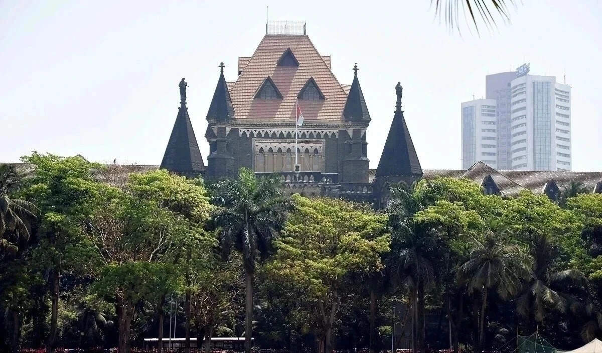 बंबई उच्च न्यायालय ने जियो ट्रेडमार्क के उपयोग पर रोक लगाई
