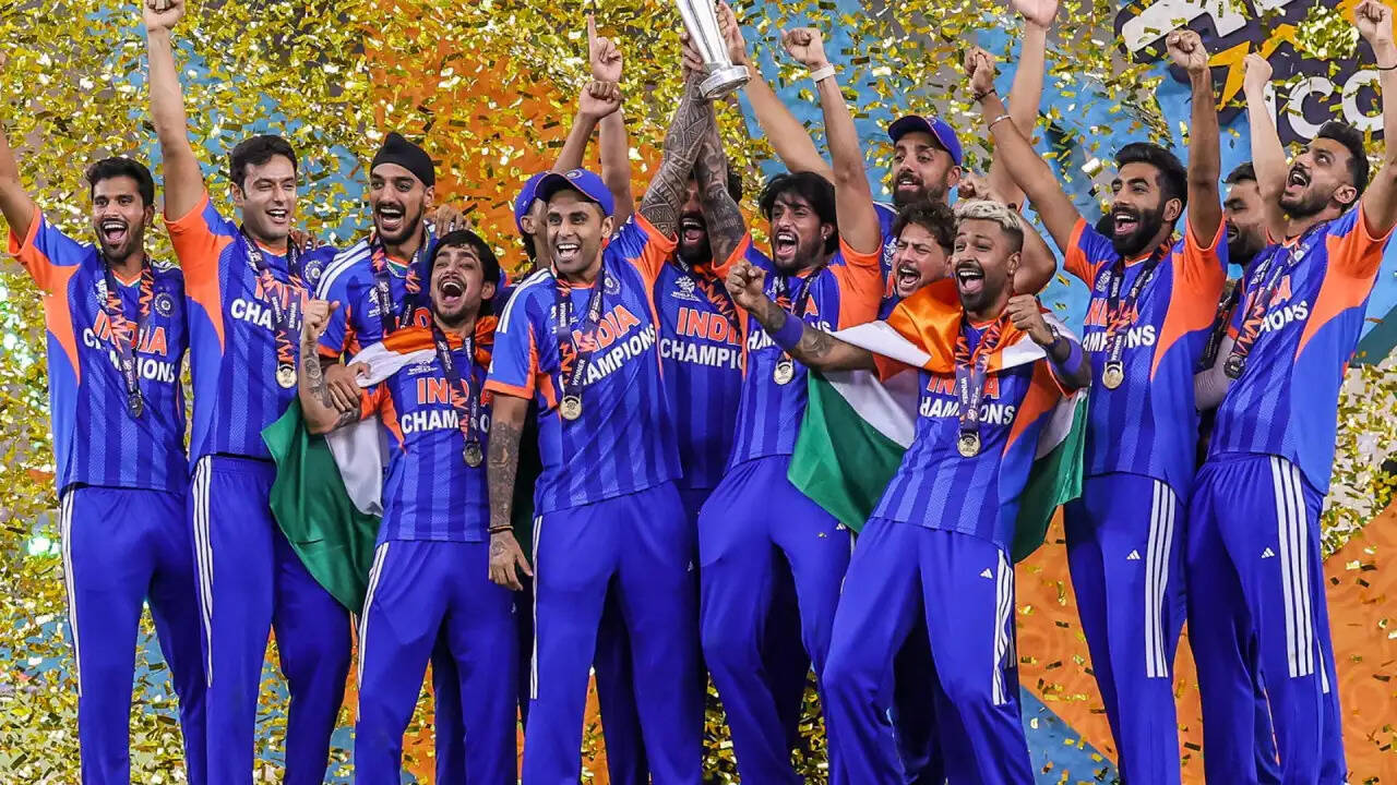 T20 World Cup 2026: ICC ने घोषित की 'टीम ऑफ द टूर्नामेंट', कप्तान सूर्यकुमार यादव की अनुपस्थिति पर उठे सवाल