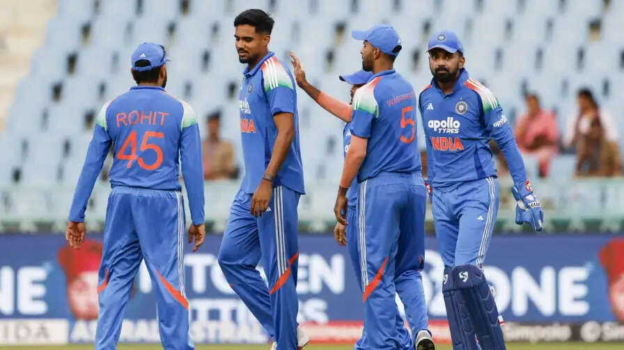भारत और अफगानिस्तान के बीच तीसरा वनडे: टॉस जीतकर पहले बैटिंग का फैसला