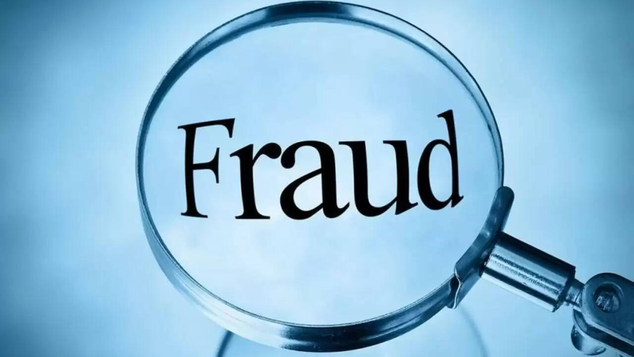 गुरुग्राम में ऑनलाइन ठगी: पति-पत्नी गिरफ्तार