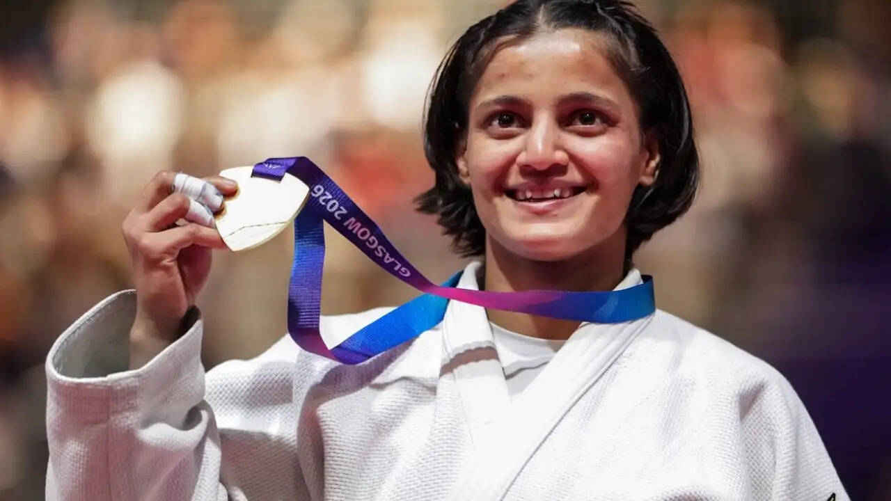 ग्लासगो में भारतीय खिलाड़ियों का धमाल: कॉमनवेल्थ गेम्स 2026 में 6 पदक एक दिन में
