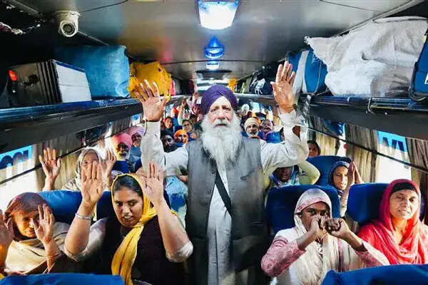 पंजाब सरकार की तीर्थ यात्रा योजना: बुजुर्गों के लिए मुफ्त धार्मिक यात्रा