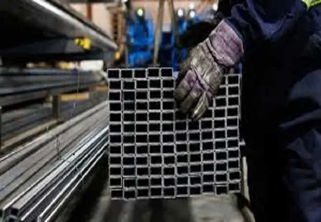 भारत में वैश्विक इस्पात सम्मेलन स्थगित, मध्य-पूर्व संकट का असर