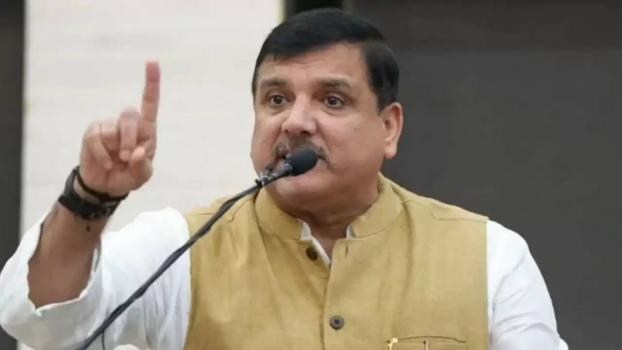 उत्तर प्रदेश में सरकारी स्कूलों के खिलाफ AAP का ऐतिहासिक प्रदर्शन: संजय सिंह का जोरदार भाषण