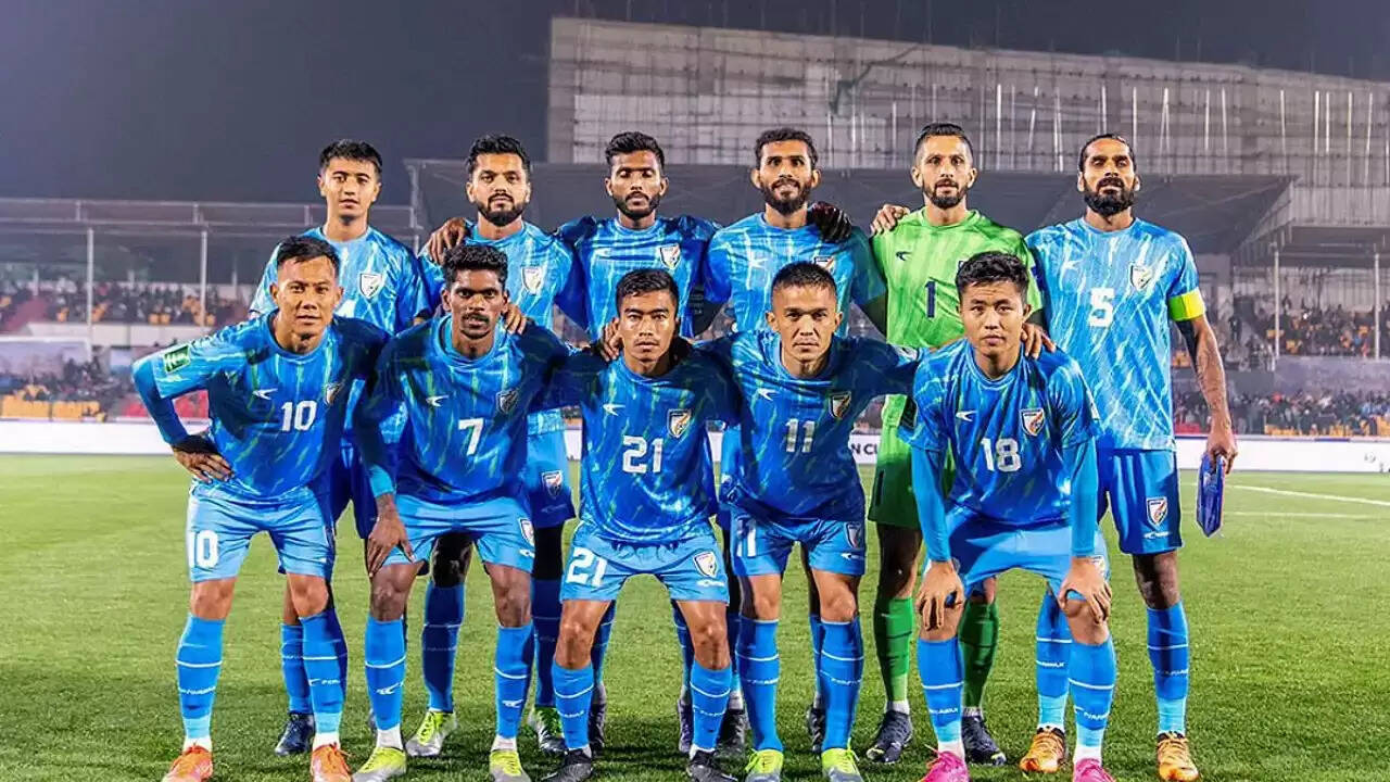 भारतीय फुटबॉल संकट में: AIFF को FIFA और AFC की चेतावनी