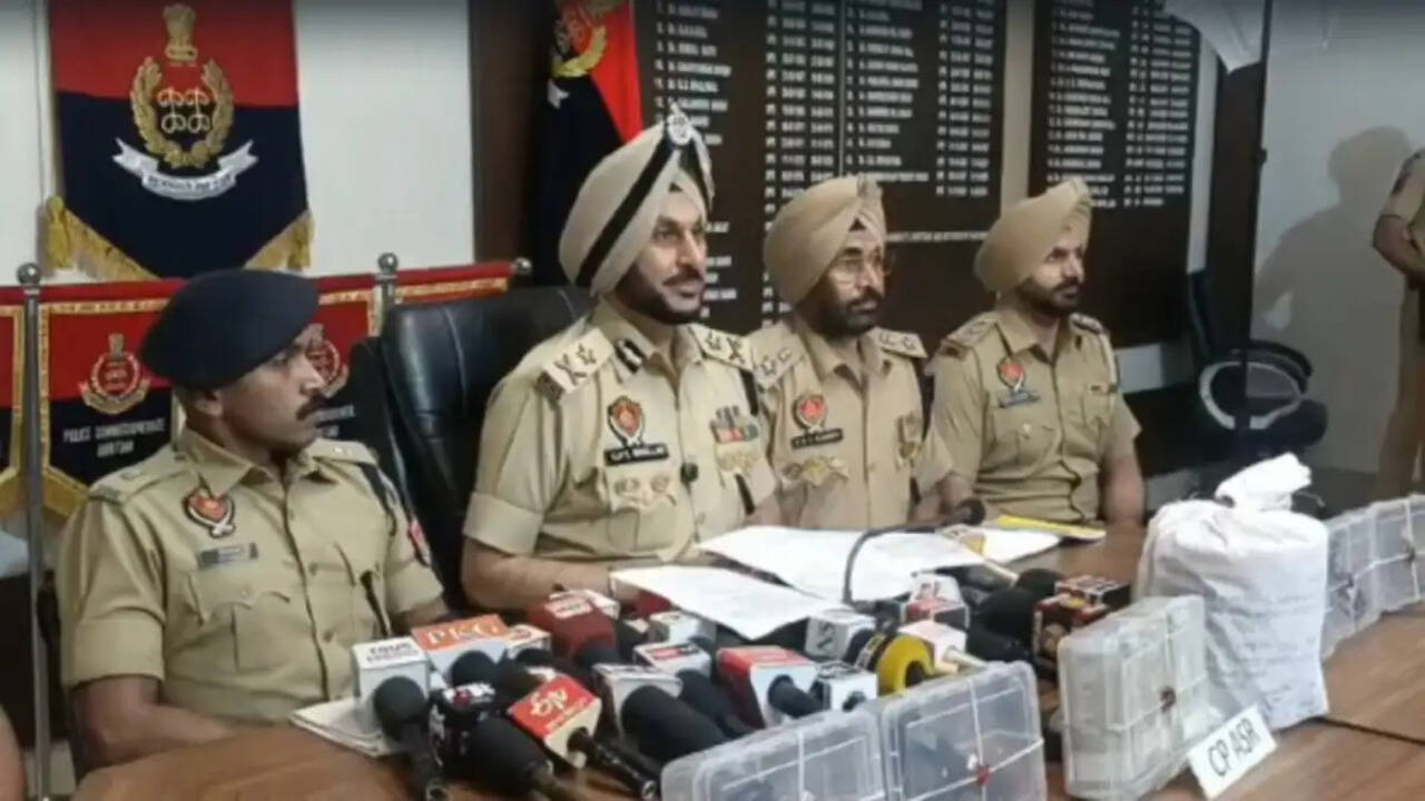 पंजाब में नशा और हथियार तस्करी का बड़ा खुलासा, चार गिरफ्तार