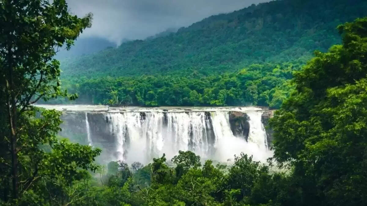 अगस्त में घूमने के लिए बेहतरीन यात्रा स्थल