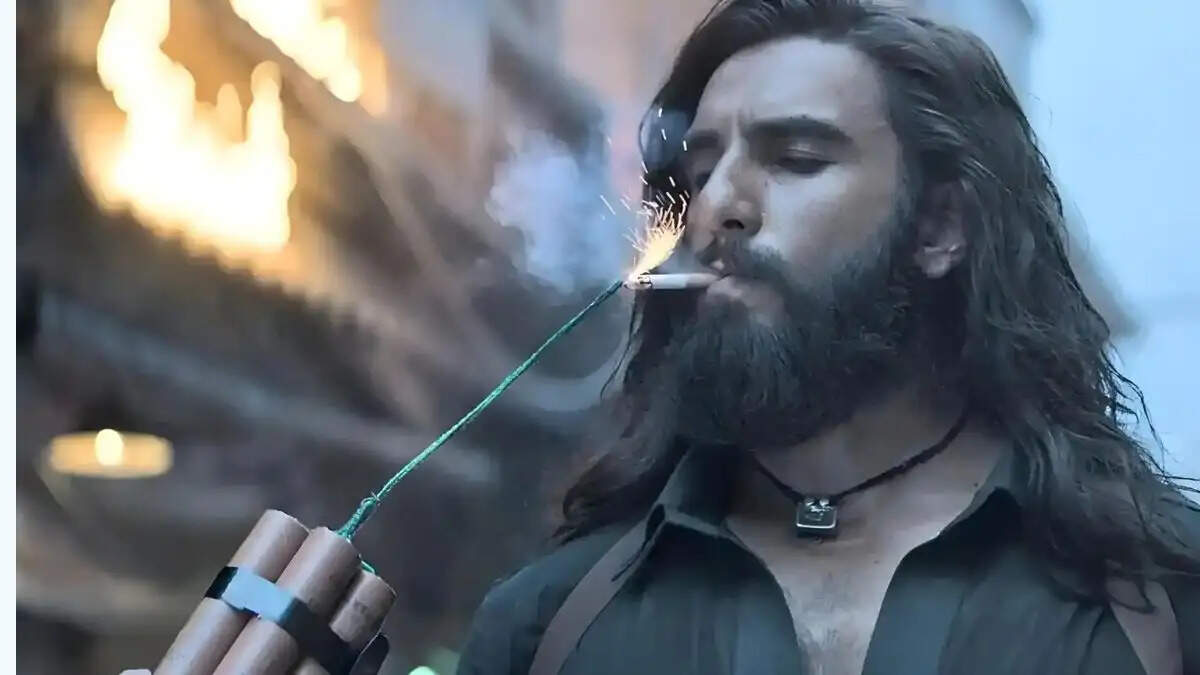 धुरंधर 2 की कमाई में अचानक गिरावट: 21वें दिन के आंकड़े चौंकाने वाले