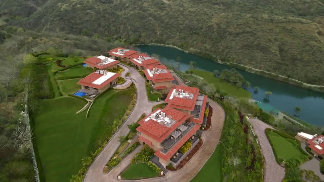 उदयपुर में रश्मिका और विजय की भव्य शादी: जानें इस लग्जरी वेडिंग के बारे में