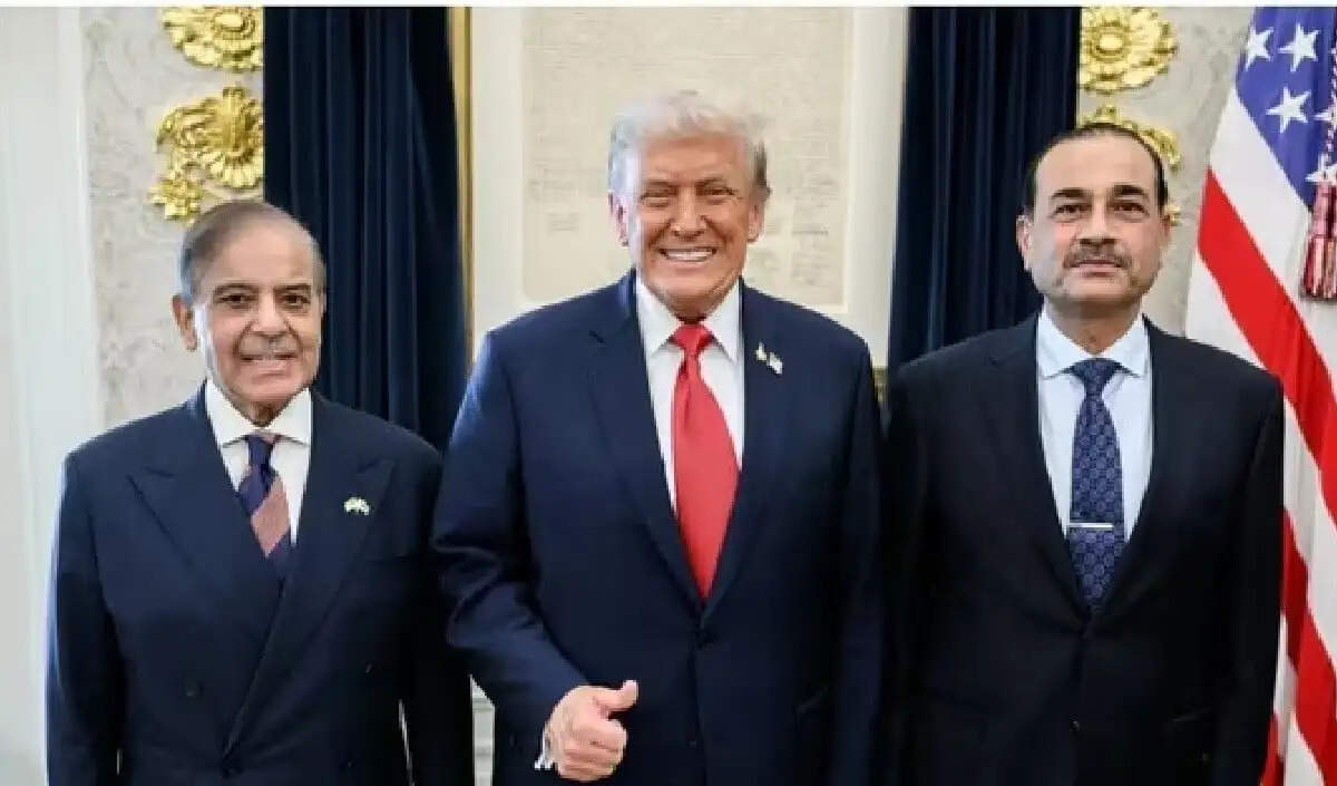 पाकिस्तान के आर्मी चीफ का ईरान दौरा: क्या है इसके पीछे की रणनीति?