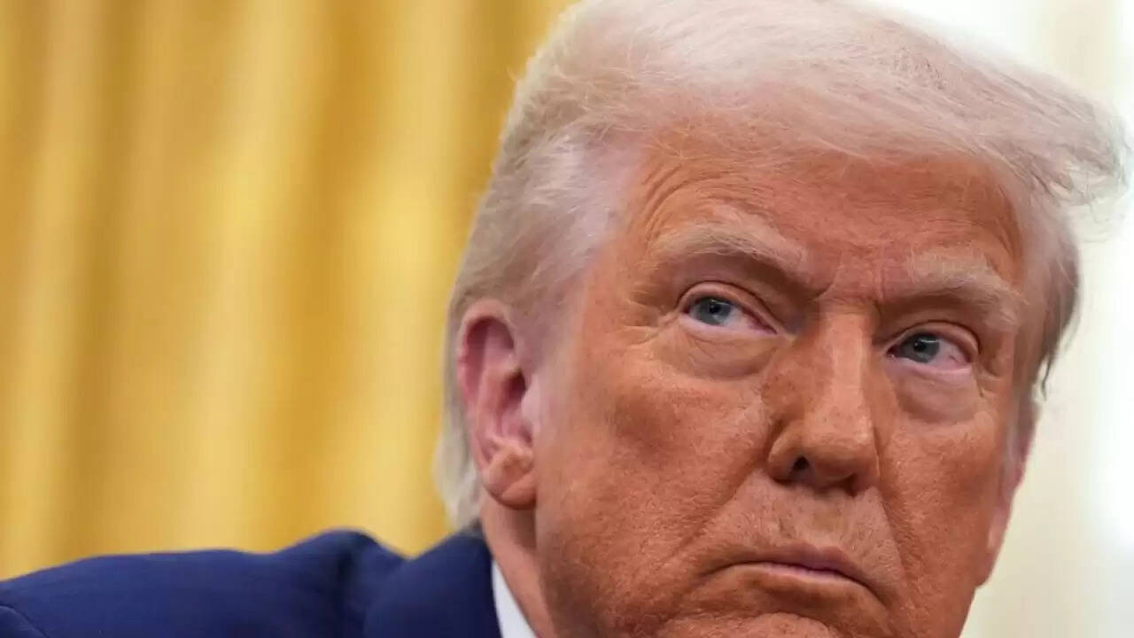 अमेरिका में संघीय सरकार का शटडाउन: क्या है समाधान की संभावना?