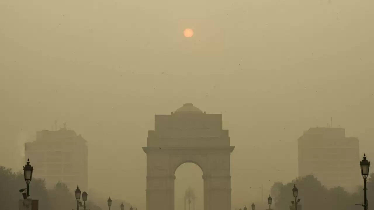 दिल्ली में वायु प्रदूषण की स्थिति: AQI 268 तक पहुंचा
