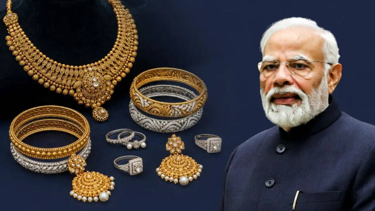 सोने-चांदी की कीमतों में बदलाव: क्या खरीदारी करना सही है?