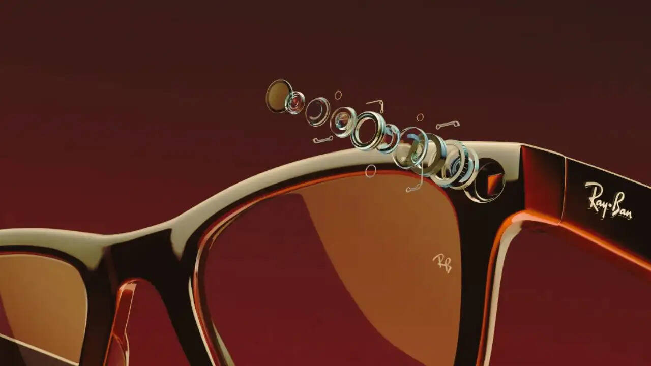 Ray-Ban Meta स्मार्ट ग्लासेस पर विवाद: क्या आपकी प्राइवेसी खतरे में है?