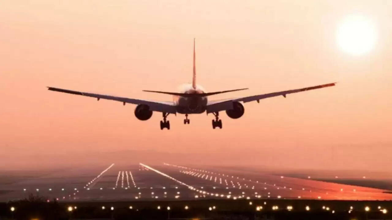 ईरान-अमेरिका तनाव: भारतीय एयरलाइंस ने उड़ानों में किया बड़ा बदलाव