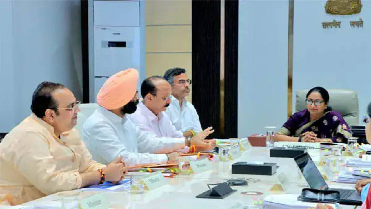 दिल्ली सरकार ने नागरिकों को समयबद्ध सरकारी सेवाओं का कानूनी अधिकार दिया