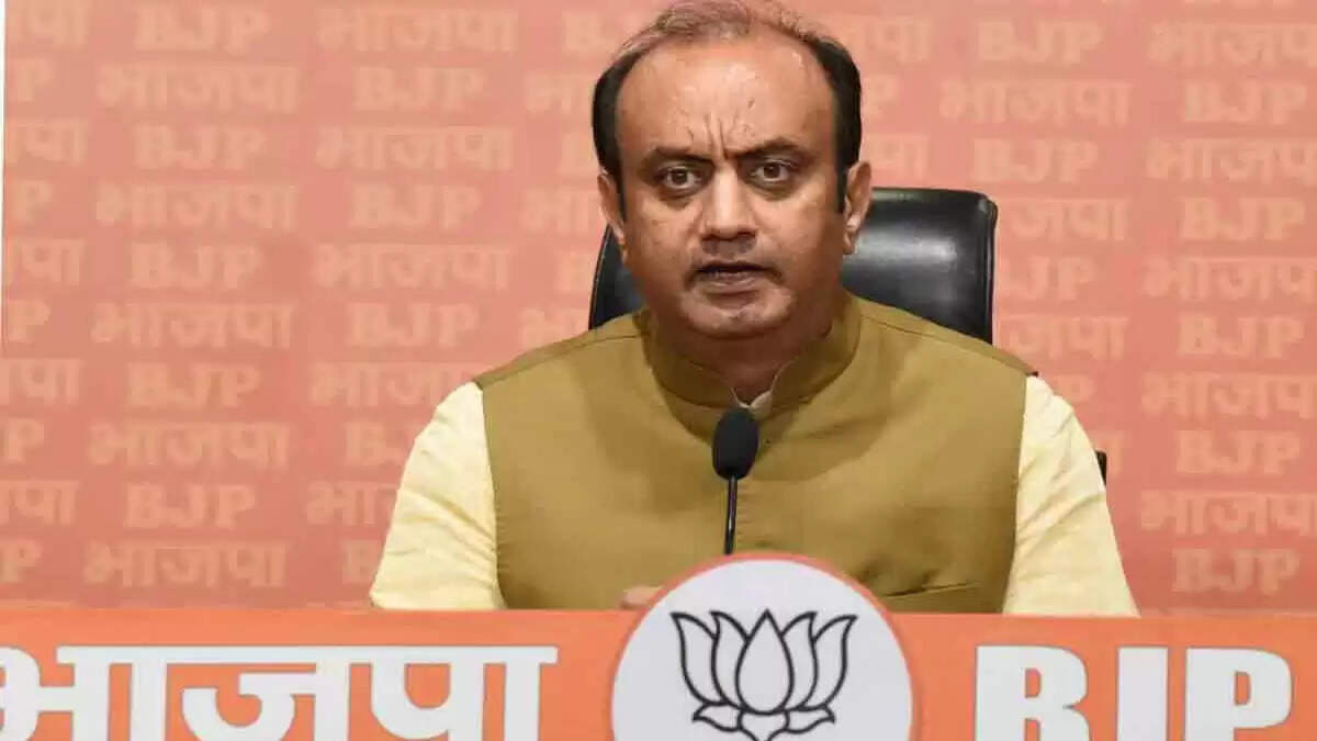 सुधांशु त्रिवेदी ने प्रेस कॉन्फ्रेंस में विपक्ष पर साधा निशाना