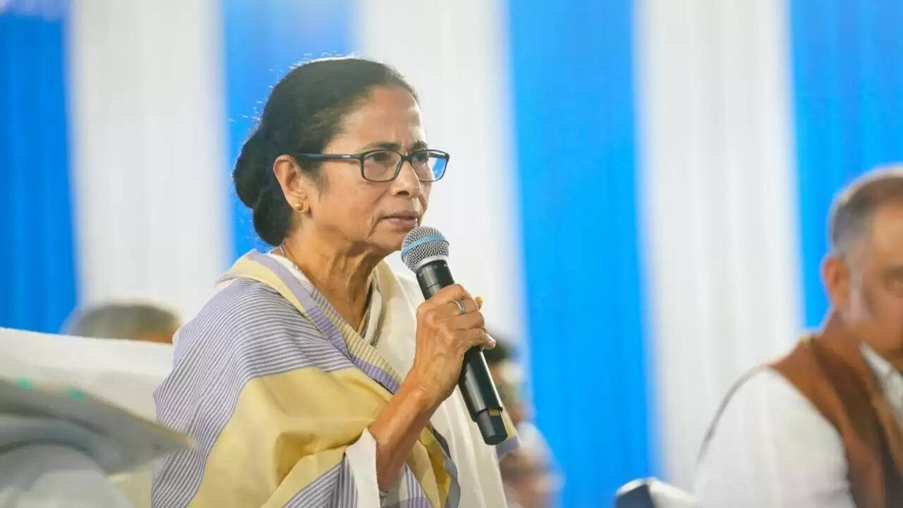 प्रधानमंत्री मोदी का कोलकाता मेट्रो परियोजनाओं का उद्घाटन, ममता बनर्जी की यादें