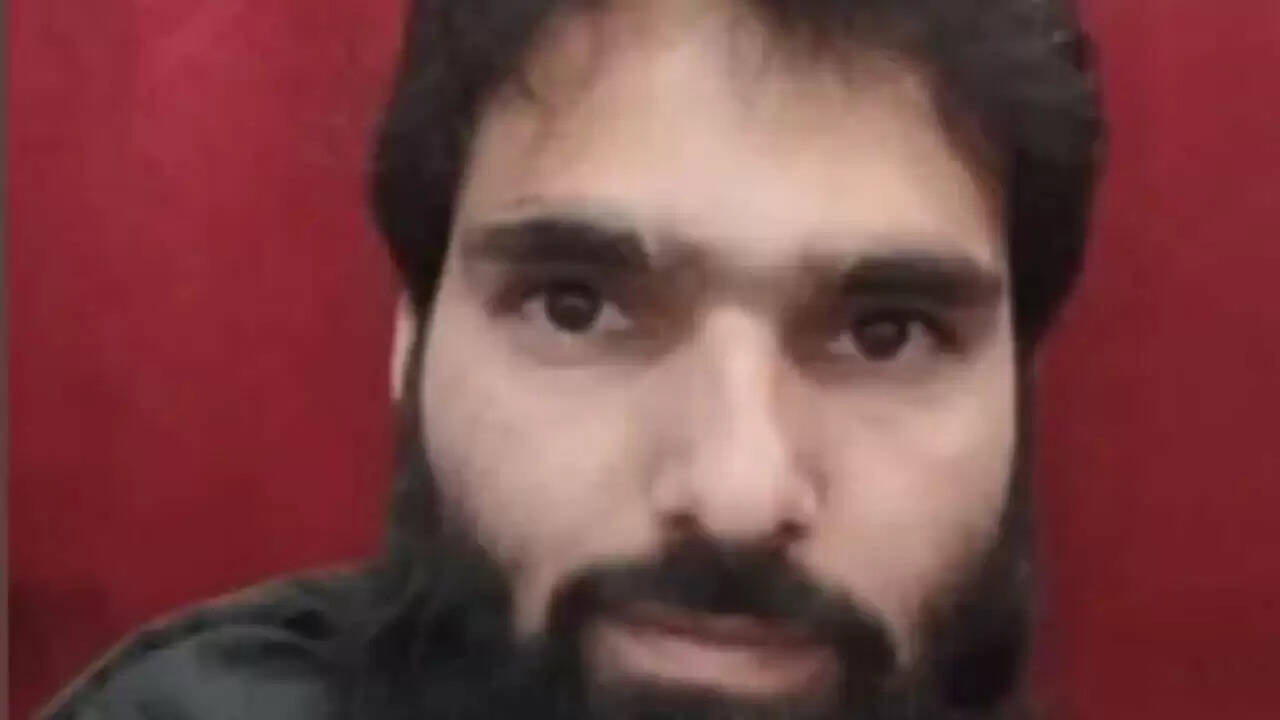 आतंकवाद का नया चेहरा: पढ़े-लिखे पेशेवरों का शामिल होना