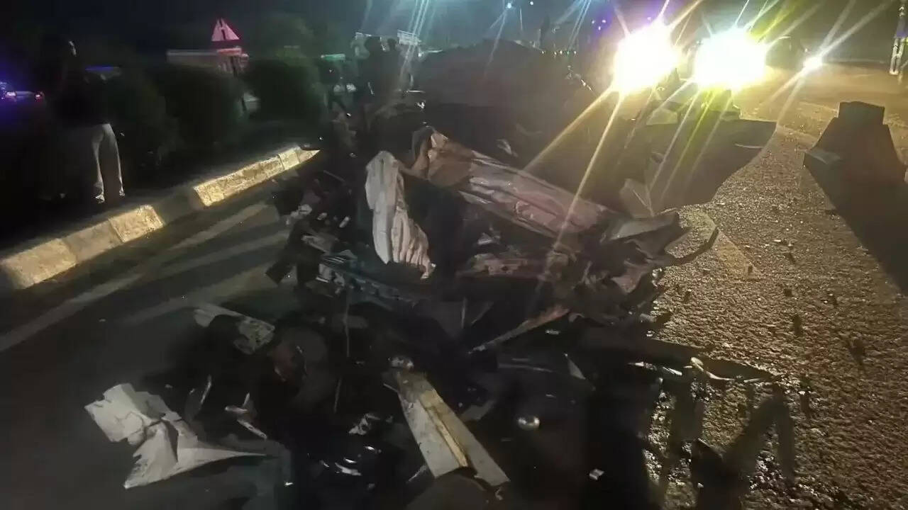 दौसा में सड़क दुर्घटना में चार लोगों की मौत